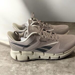 Reebok Zig Dynamica 5 Women’s 8.5